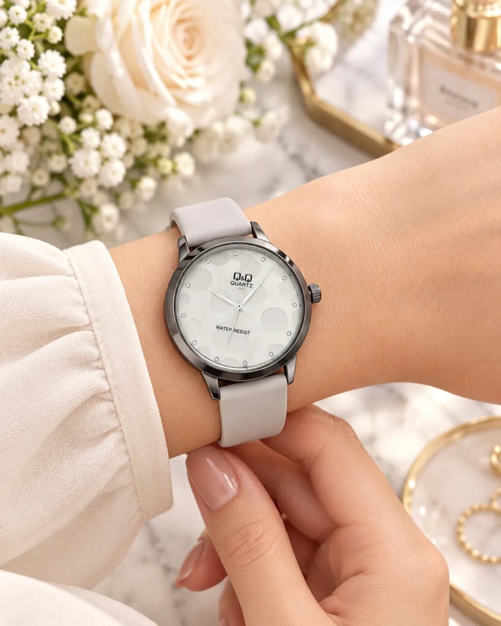 Q&Q Lady W01