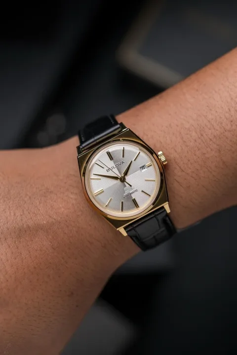 Bulova Frank Sinatra 97B243 Automático Dorado, foto 3
